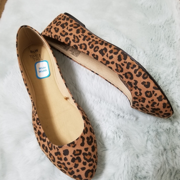 Leopard Flats - Picture 2 of 6